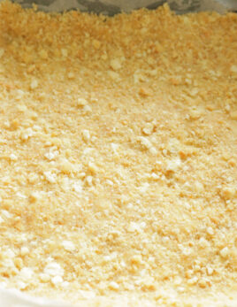Condensed milk lemon bars with a crust. | ISLAND SMILE